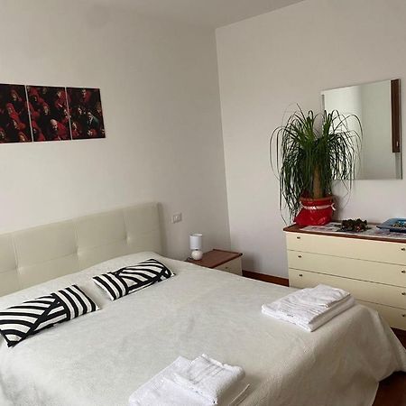 Bella Ciao Airport Apartment Seriate Exteriör bild